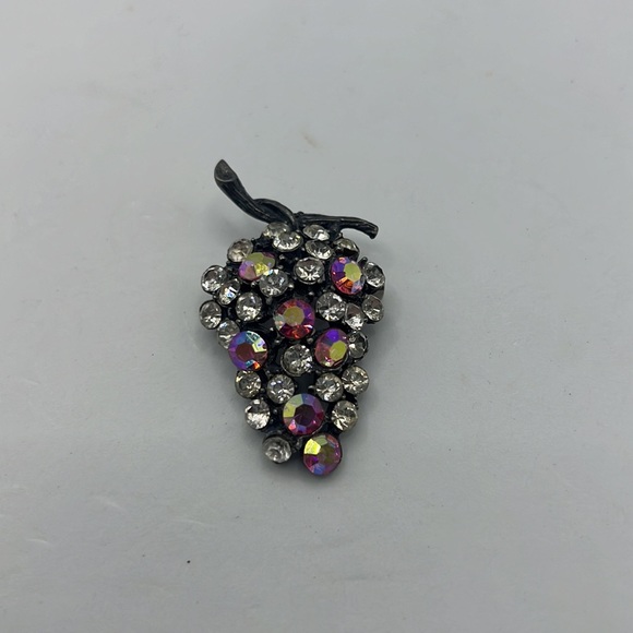 Vintage Rhinestone Grape Fruit Brooch Pin maximalist unique boho indie retro - Picture 8 of 11